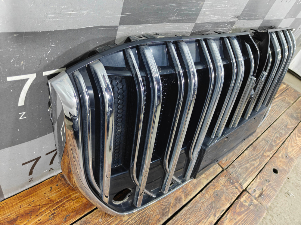 Решетка радиатора Voyah Dream 21-нв Б/У Оригинал 280328005JK02