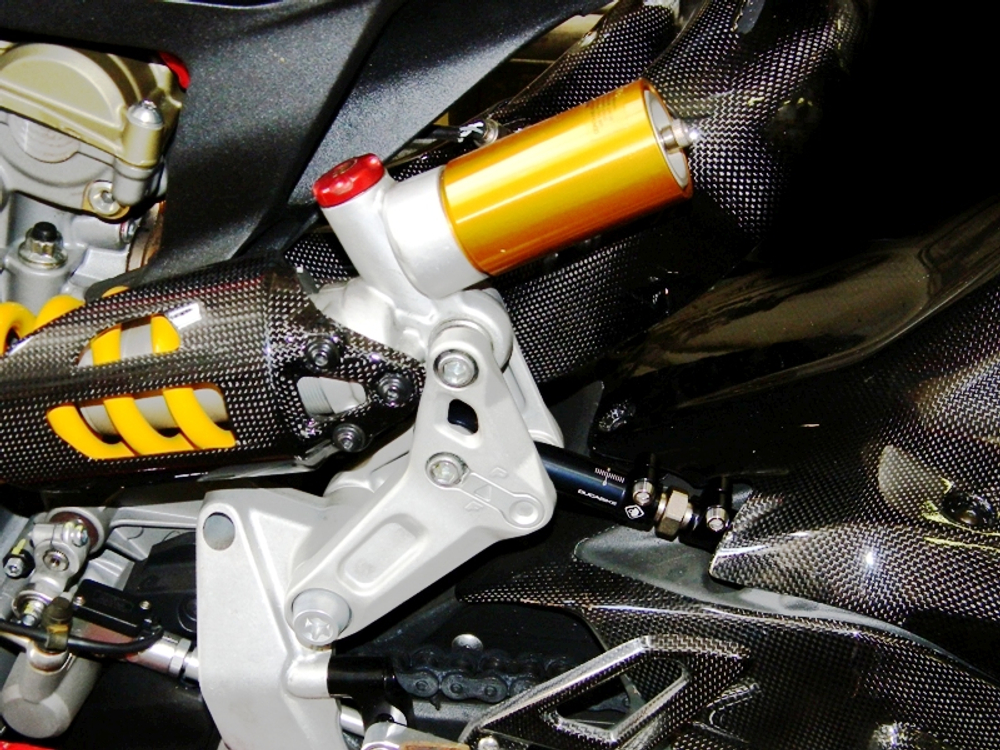 DUCABIKE Линк подвески с регулировкой Ducati Panigale / Streetfighter V2 ADR05