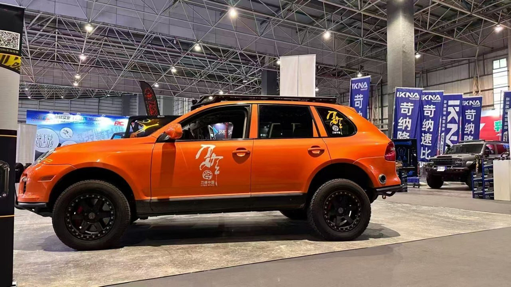 Porsche Cayenne (2010) лифт-комплект регулируемой подвески +2" STR ST8000