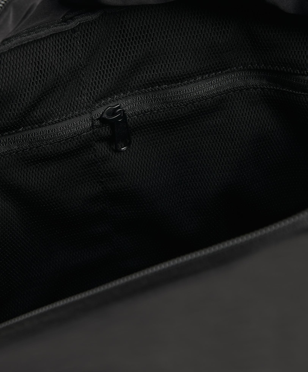 Oysho Спортивная сумка мягкая, черный