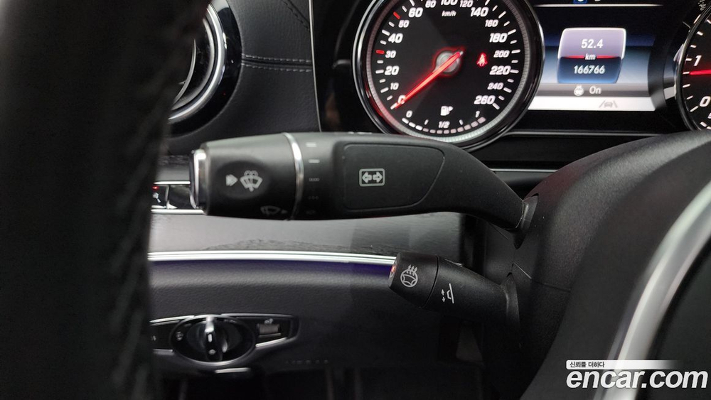 Mercedes-Benz E-Class W213 E220d 4MATIC Exclusive (05.2020)