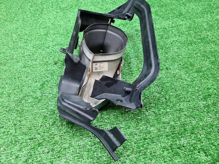 Насадка глушителя левая BMW X5 G05 (2018-2023)