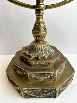 Иудаика. Минора. (Семисвечник). Латунь. ХХ в. Размер 36х31.5х21 см. Латунь, литье, монтировка