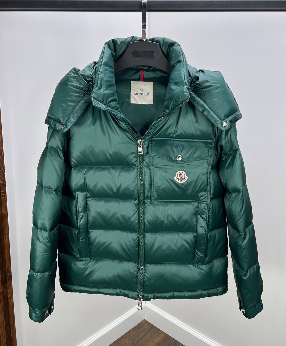 Пуховик Moncler