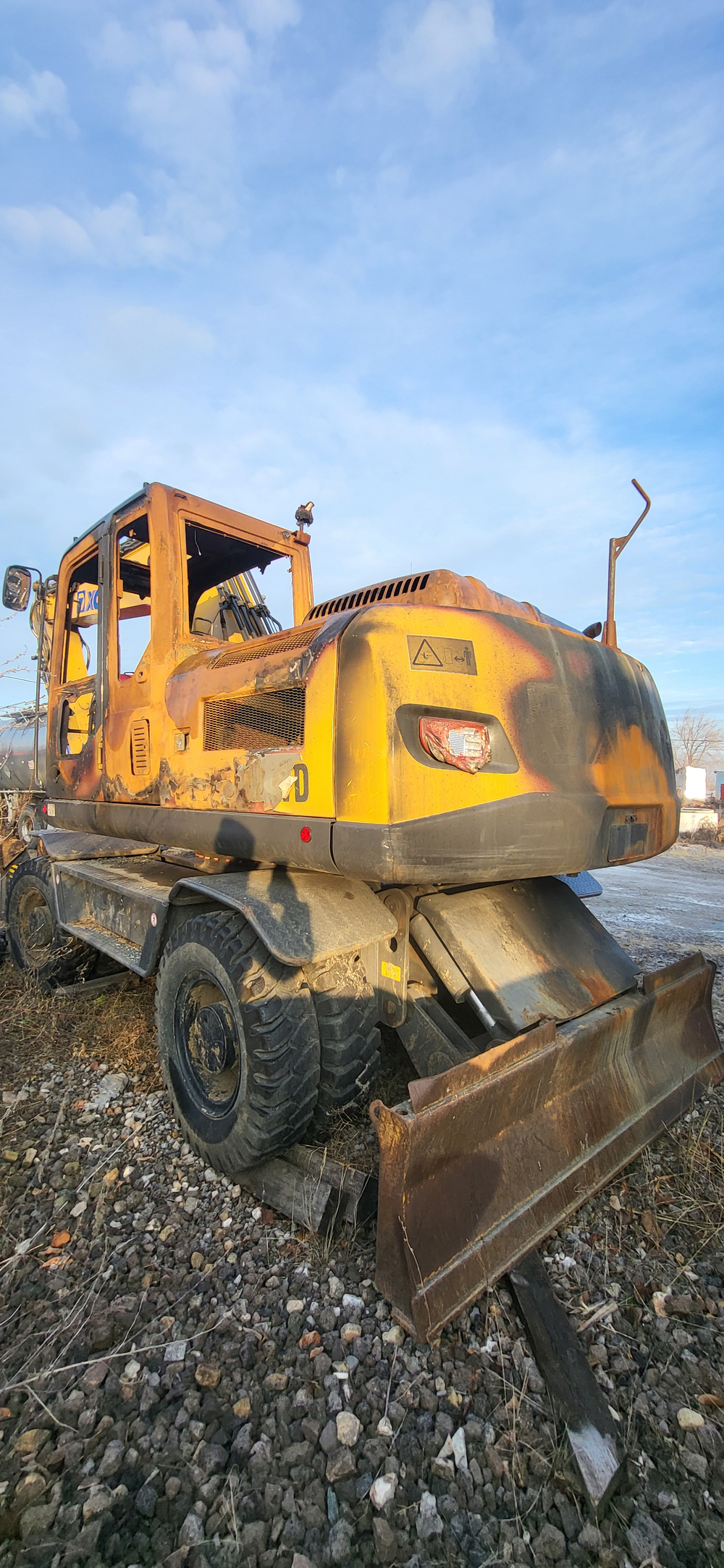 XCMG XE180* Экскаватор колесный XE180WD (Дизельный, 4,5 л, 141 л.с., АТ)