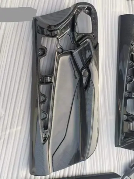 Карбоновые дверные карты для LAMBORGHINI AVENTADOR LP700 Ламборгини