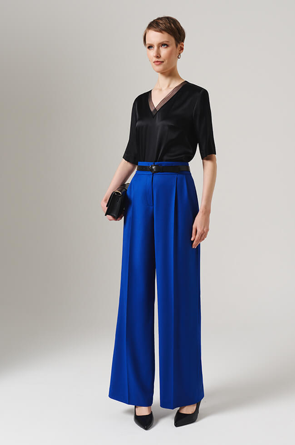 23132 Блузка женская (черный)