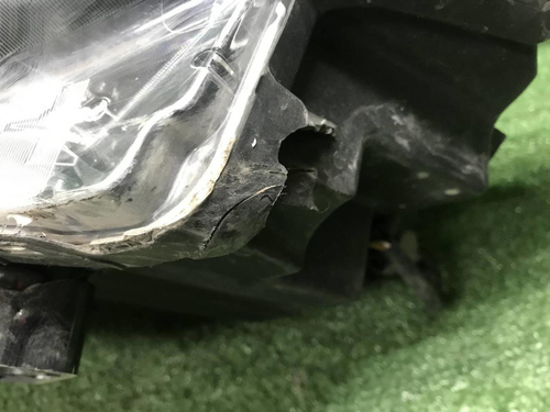 Битая Фара левая Nissan X-Trail T32 17-22 галоген
