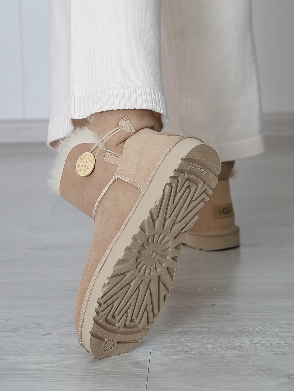 Угги женские зимние