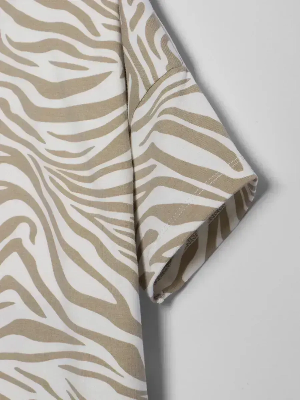 Футболка для девочки на лето