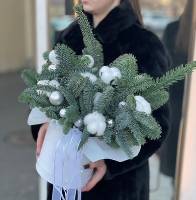 Новогодняя композиция в коробке