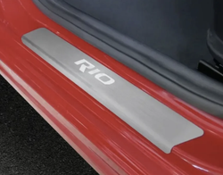 Накладки на пороги ШТАТНЫЕ для Kia Rio IV седан 2017-/X-Line 2017- , нерж. сталь, с надписью, 4 шт., KIRI.2809.1G