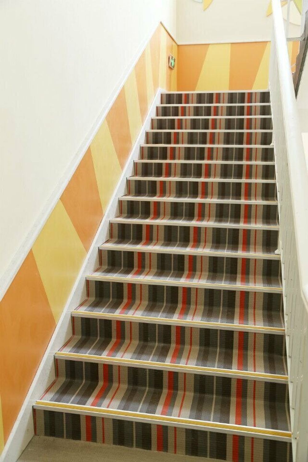 Плетенный виниловый пол Walls 026