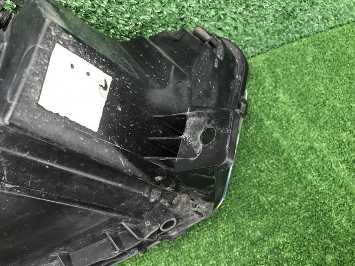 Фара левая Lada Niva Travel (2020-н.в.) галоген