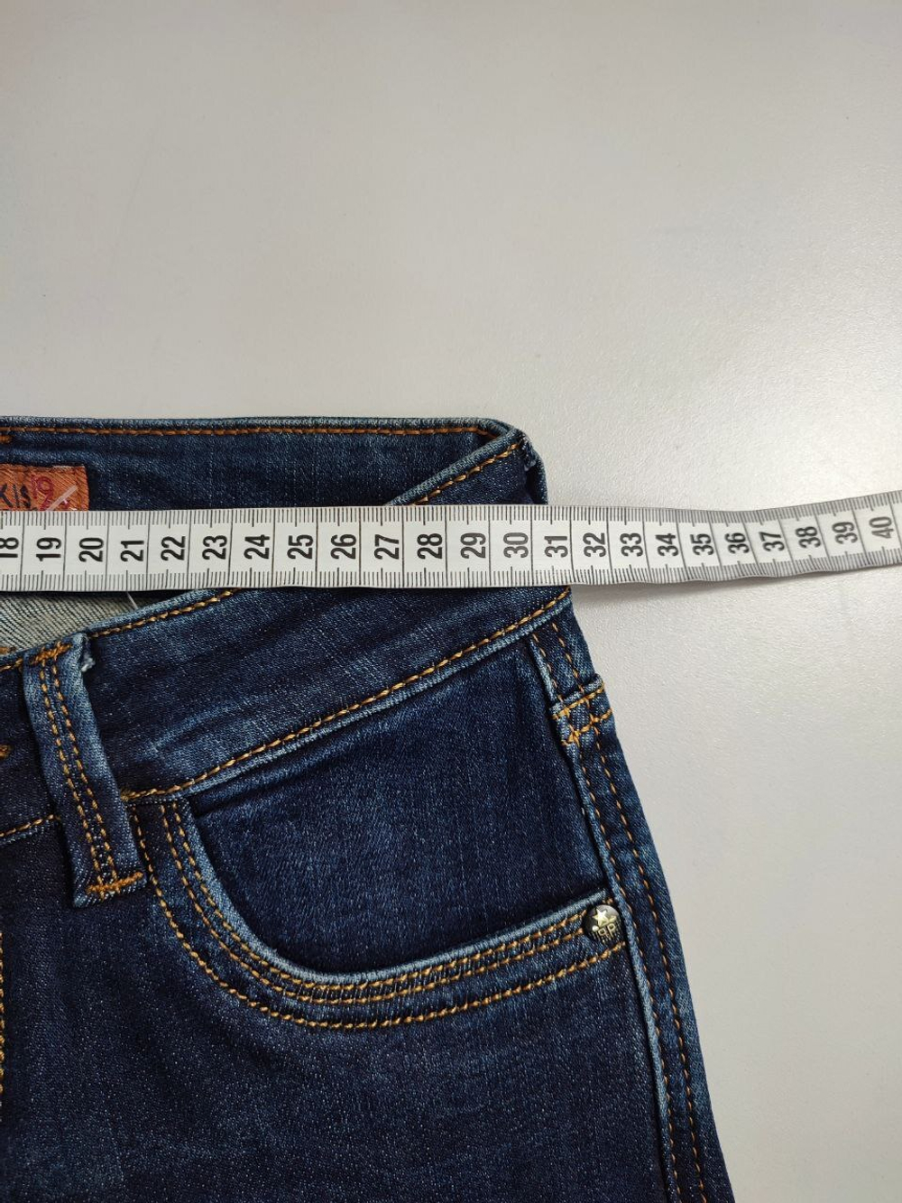 Джинсы Dimarkis практичные 40 размер, новые