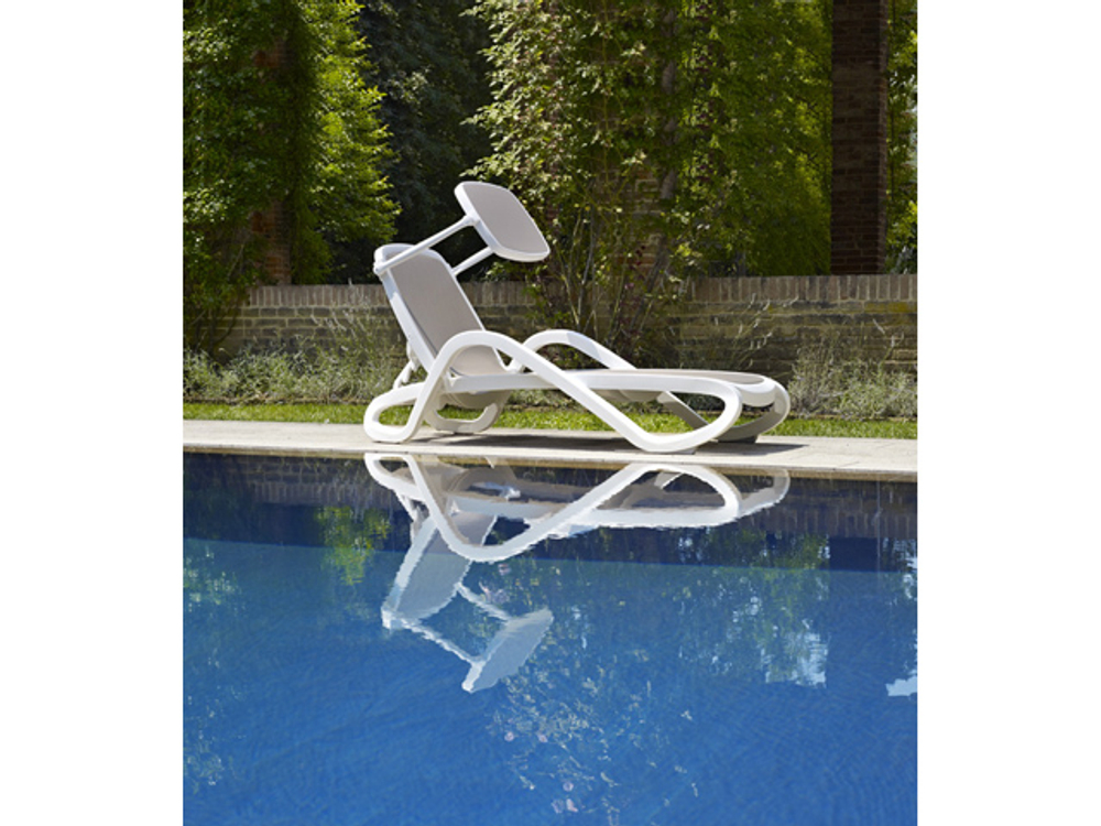 Шезлонг-лежак пластиковый Nardi Alfa, белый, тортора