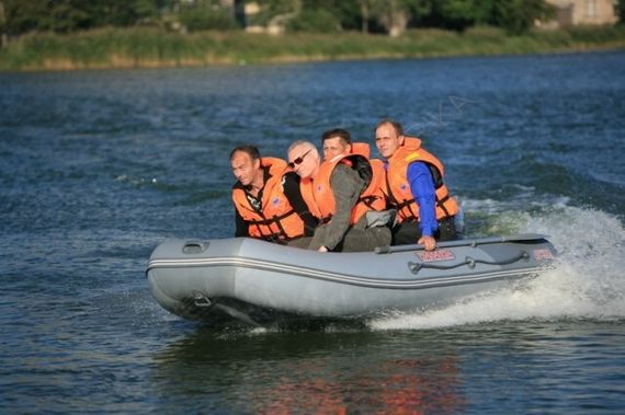 Надувная лодка Посейдон Касатка-385 Sport