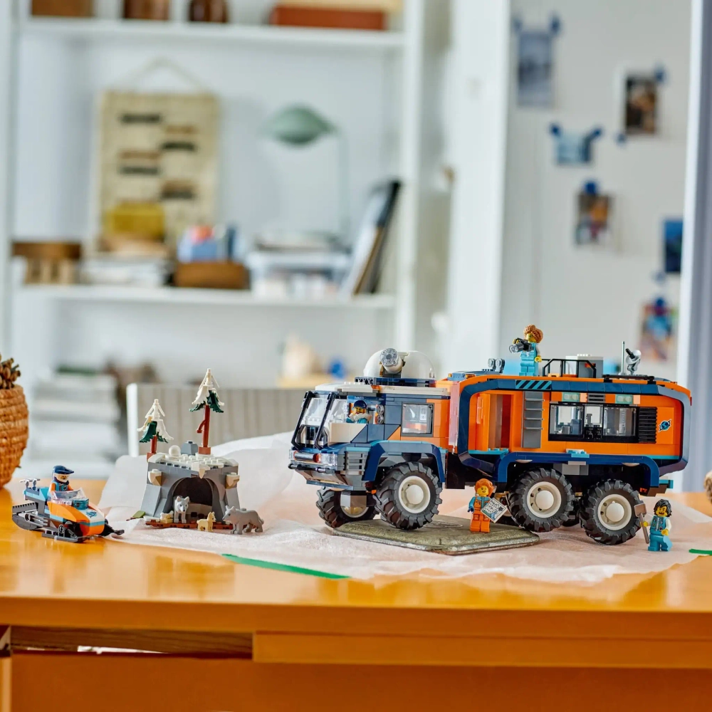 Конструктор LEGO City 60471 Грузовик для научной лаборатории Arctic Explorer