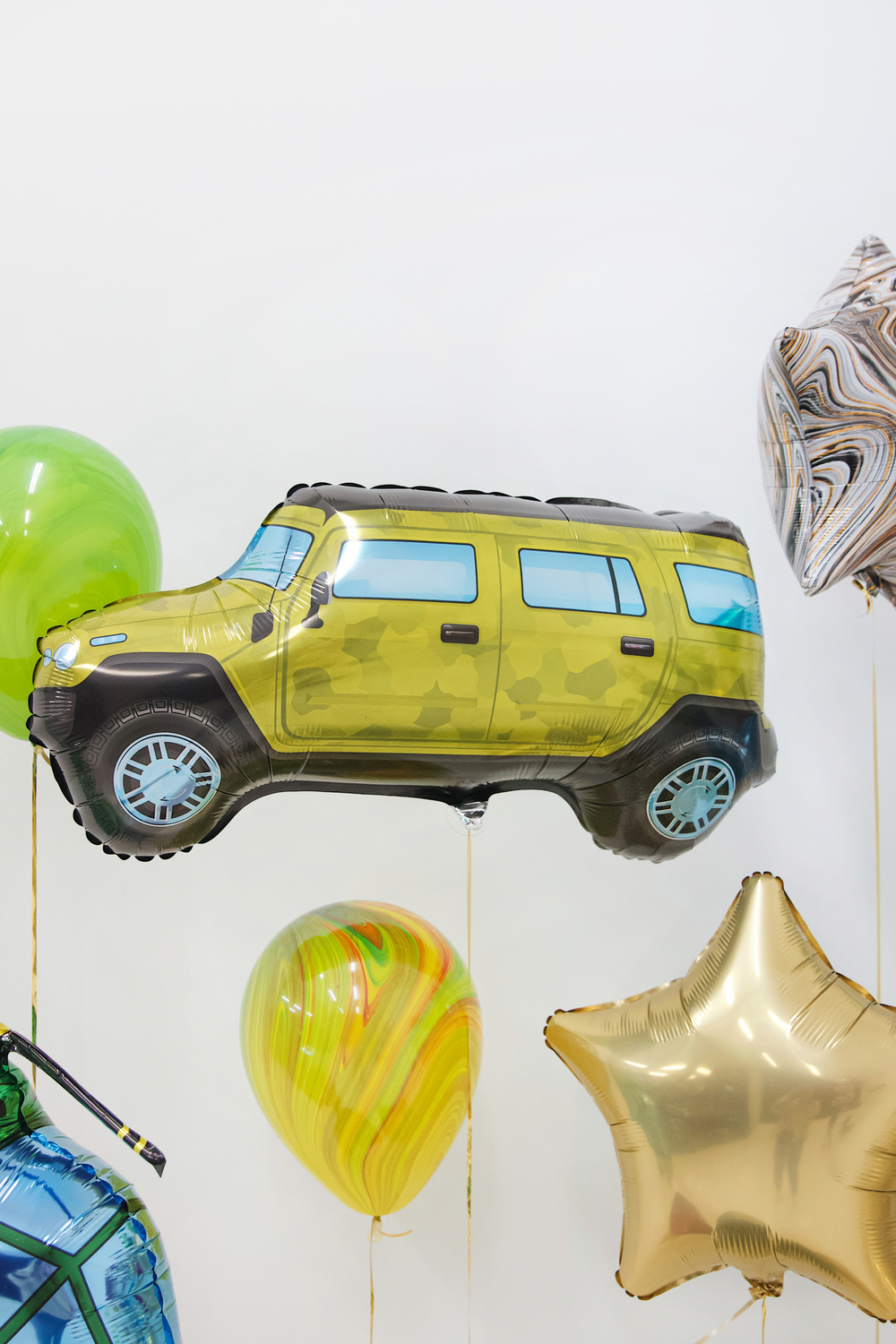 Фольгированный шар-фигура «Джип» милитари, 98 см