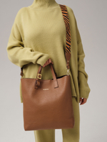 Кожаная сумка шоппер Deboro 30954 орех