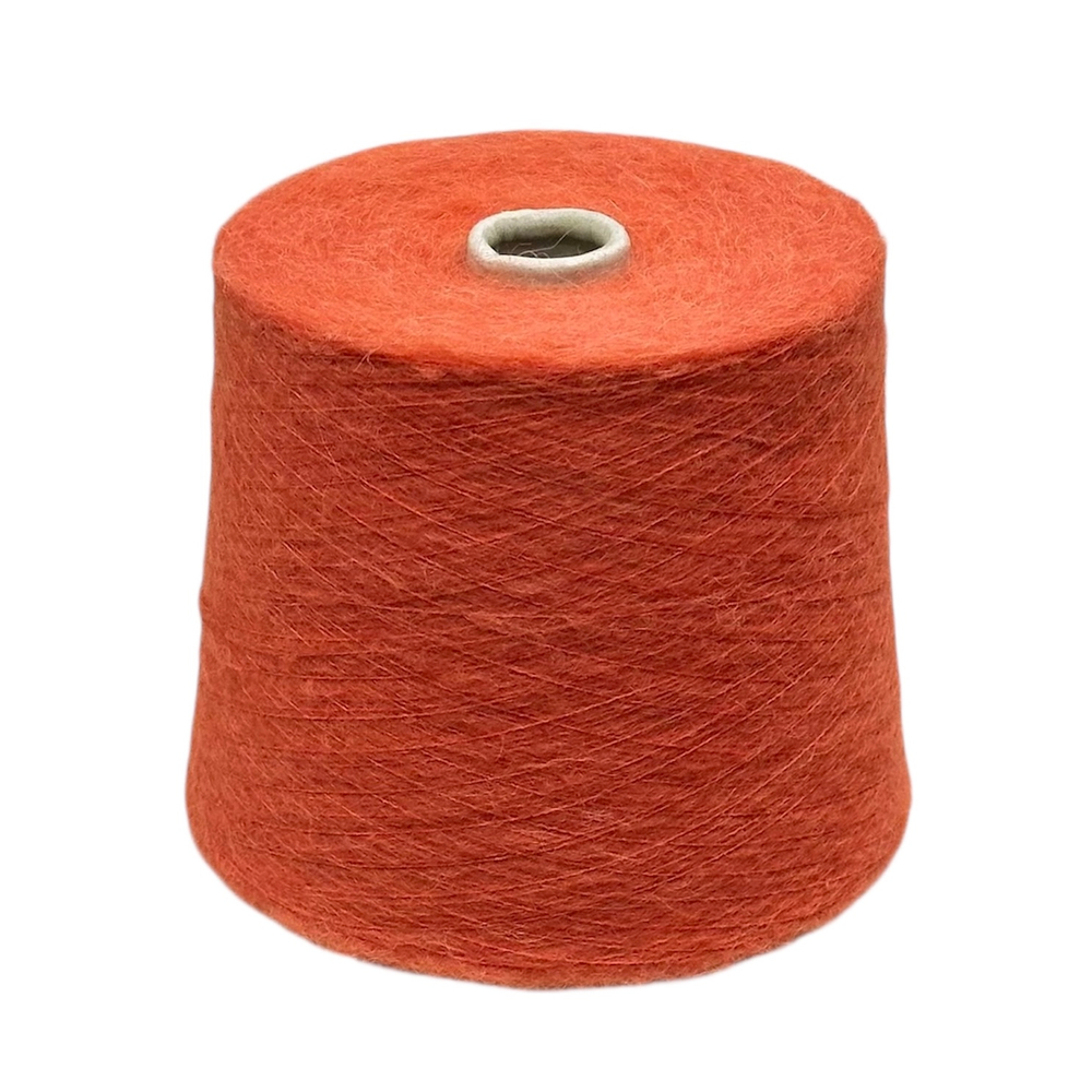 Bianca, Lanificio dell Olivo, 55% беби альпака супер файн 15% меринос 30% ра, 1000 м./100 гр.