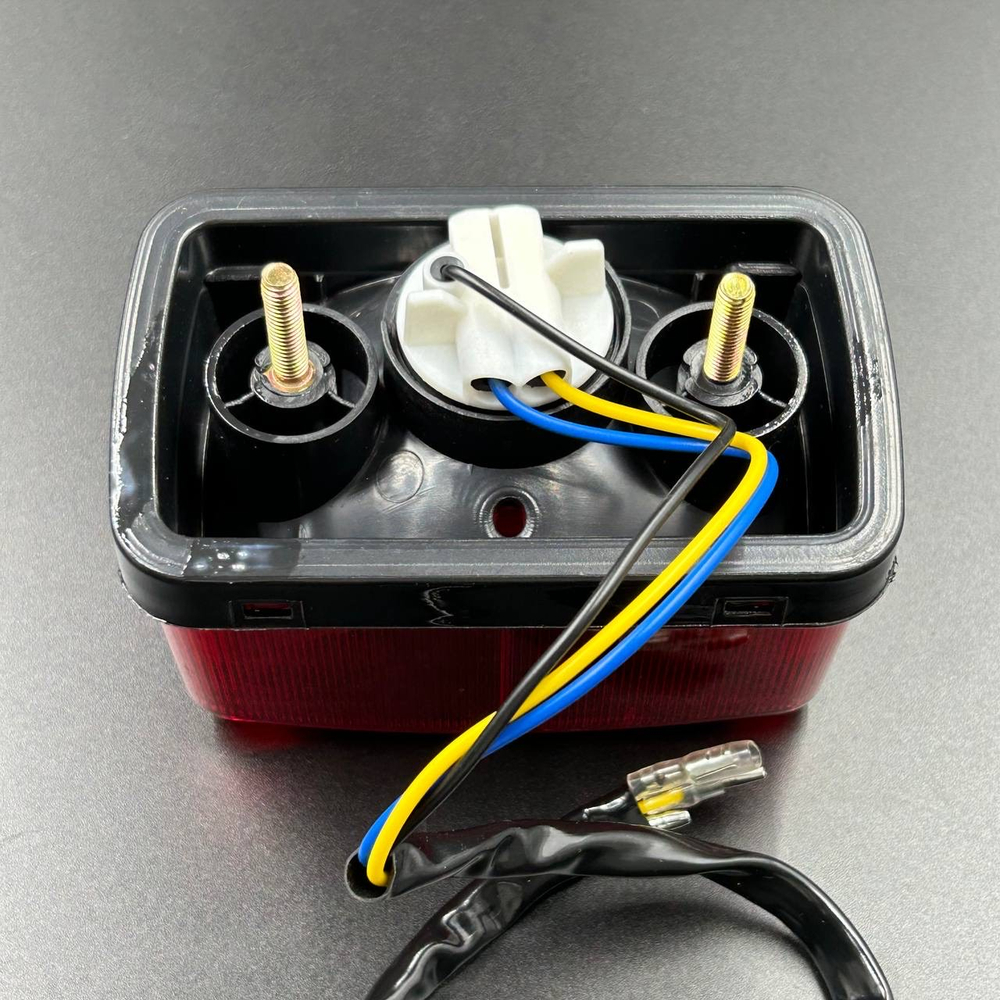 Фонарь задний (СТОП-СИГНАЛ) SM-01109 квадроцикл Yamaha GRIZZLY, снегоход Viking Professional (ZIBO)