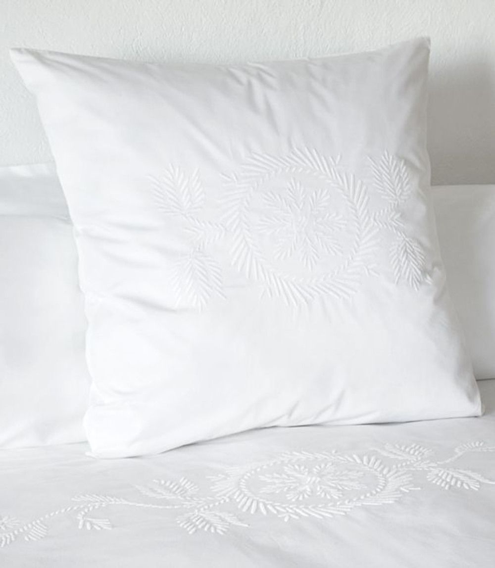 Наволочка 50х75 Christian Fischbacher Luxury Nights Crystal 357 Швейцария вид