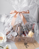 Подарочный набор со сладостями в деревянном ящике с ручкой