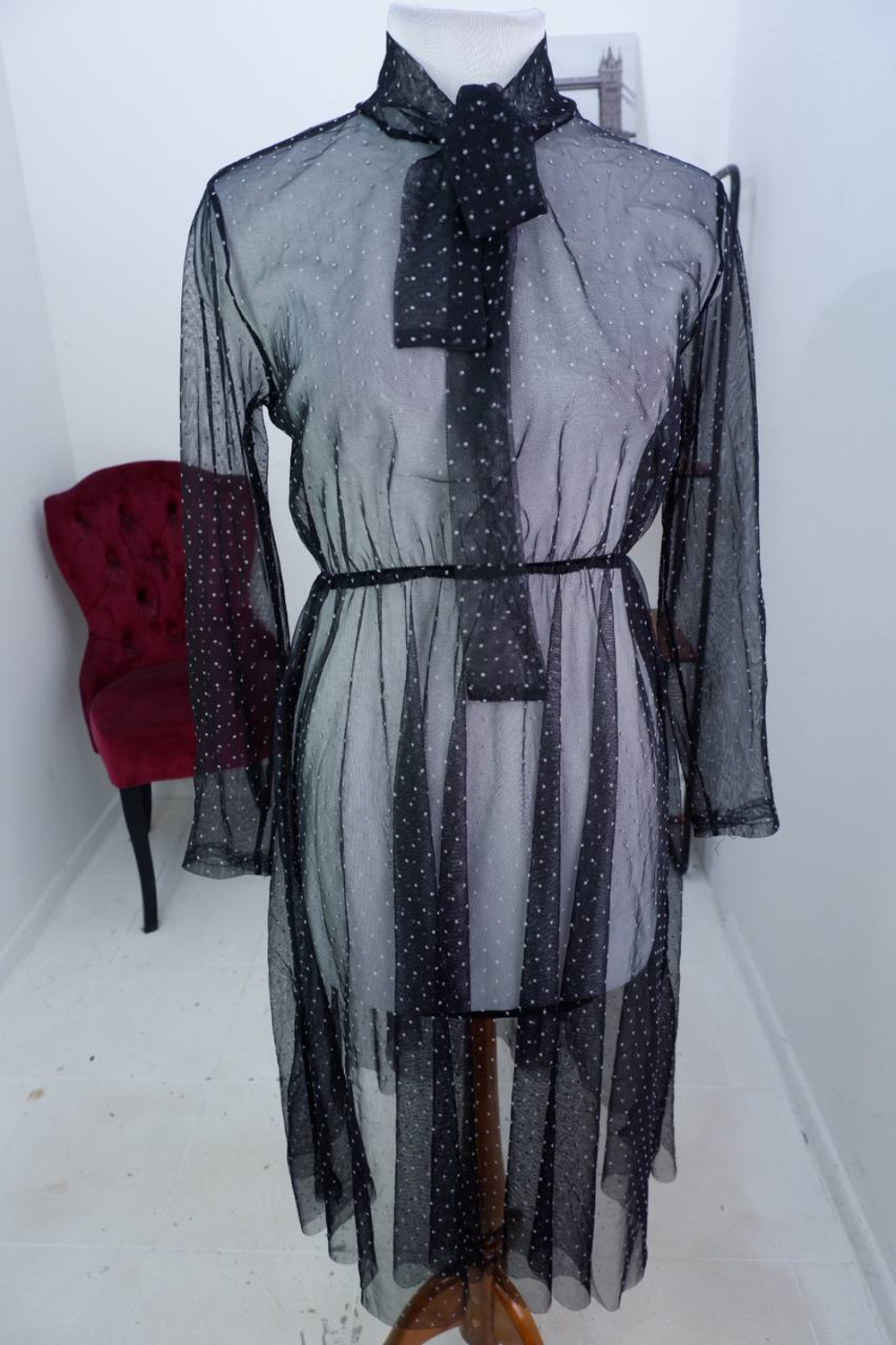 Платье прозрачное в мелкий горошек, маркировка L, визуально на 46/48 размер