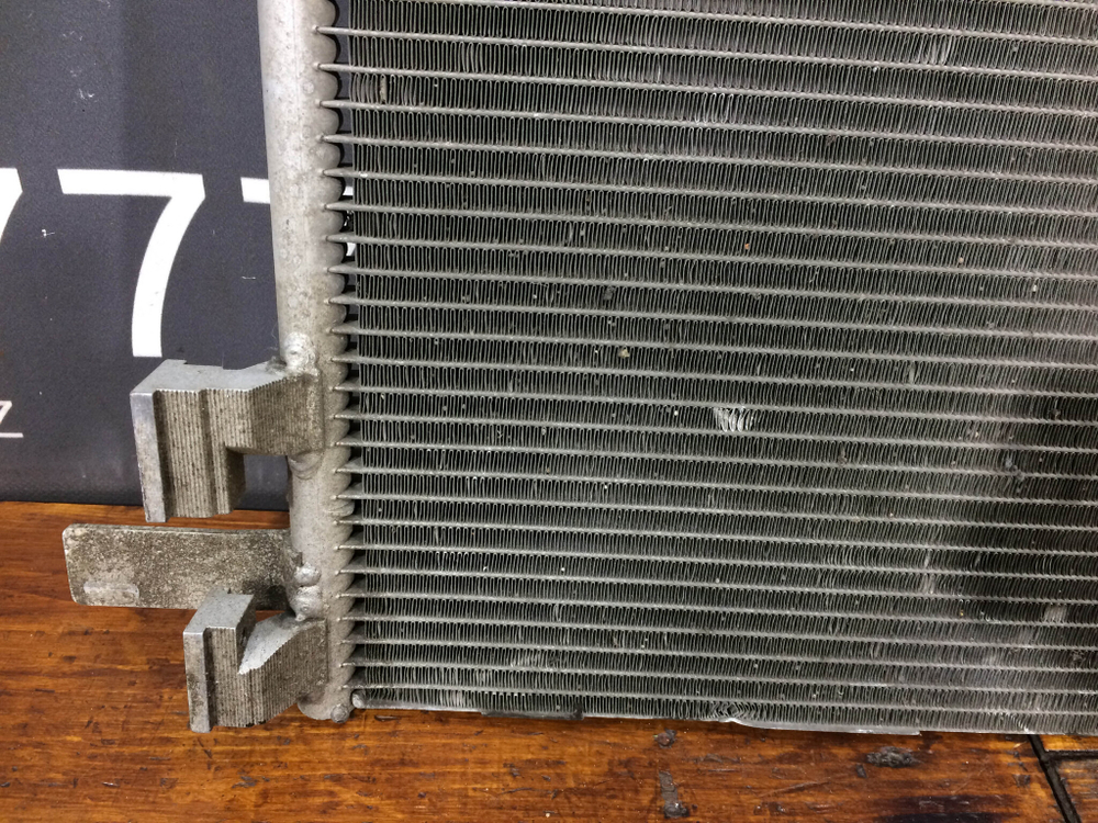 Радиатор кондиционера Volkswagen Tiguan 2 16-нв Б/У Оригинал 5Q0816411BG