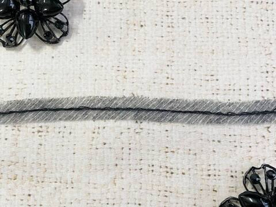 Лента нитепрошивная с усилением по косой с нитью, ш. 1,2 см, серый