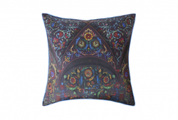 Подушка декоративная 45х45 Mollen Хоромы шелковая ежевично-черная