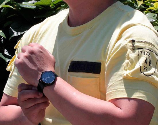 Женские часы Tissot Quickster T095.410.36.127.00