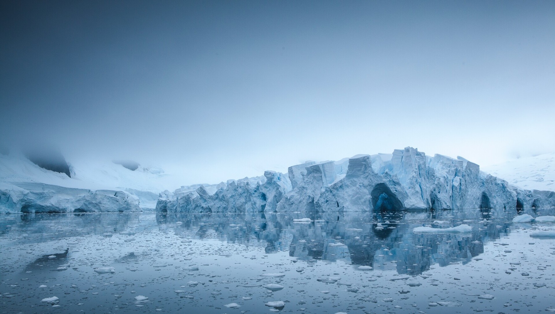 Производство и поставка <br> доводчиков «Arctic Line»