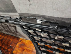 Решетка радиатора Mercedes E-Class (W213) 20-нв Б/У Оригинал A2138886400