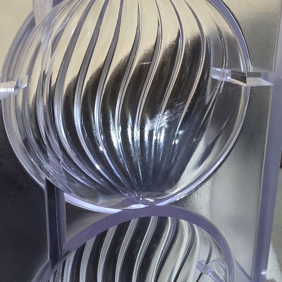 954-у | Форма для шоколадных изделий "Новогодние шары" (275*175 мм)