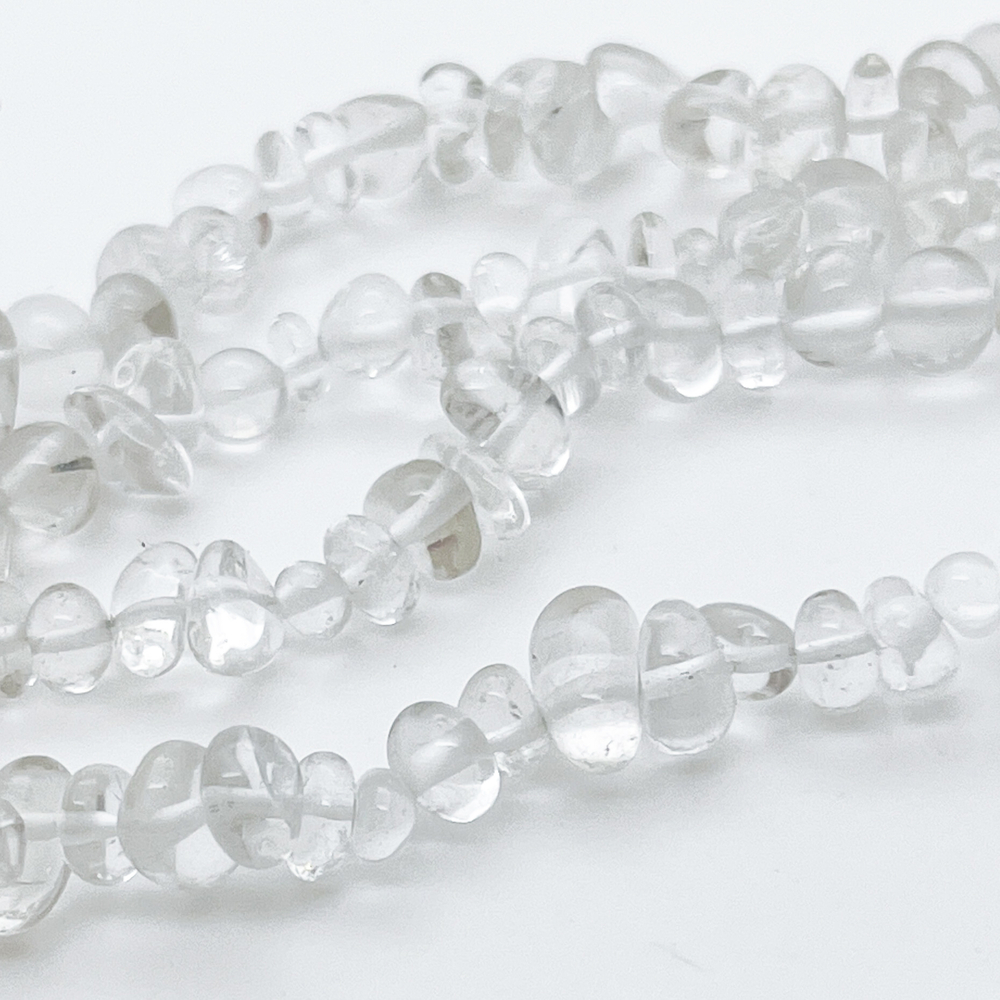 Горный хрусталь, галтовка около 5-7 мм, цена за нить 38 см