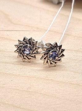 Эрцгамма. Серьги пусеты.