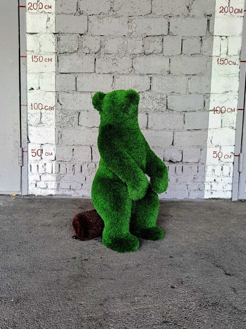 Медвежонок на пеньке