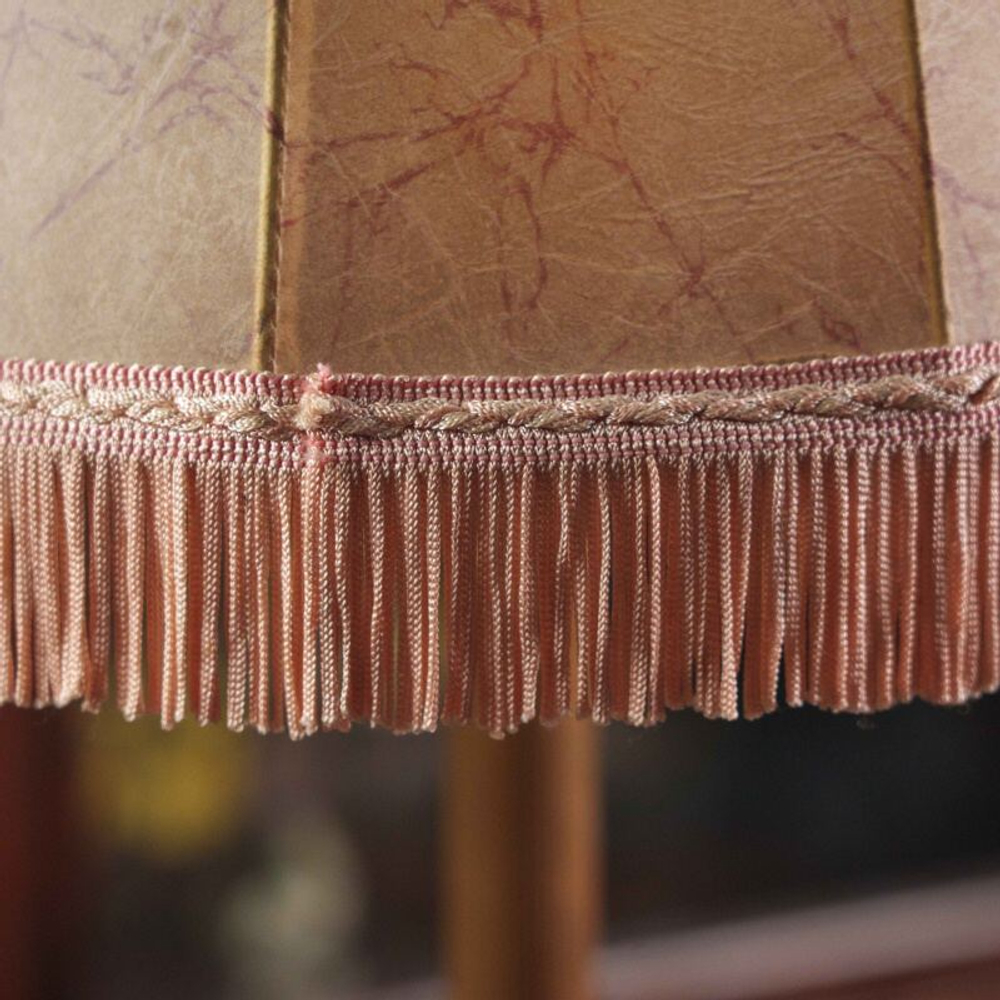 Винтажная настольная лампа