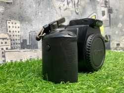 Canon EOS 3000