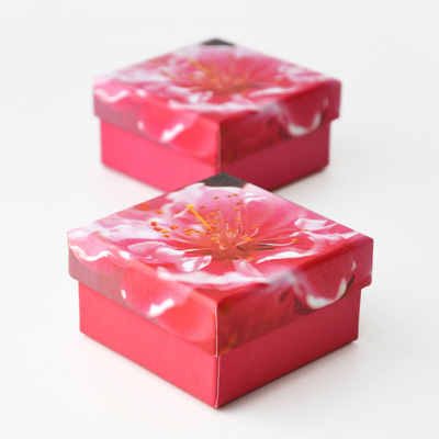 Футляр картонный "Романтика.Сакура №16", 60х60х34 мм