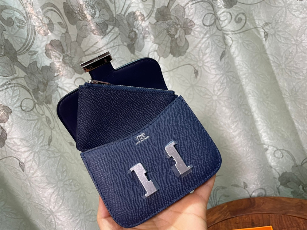 Hermes Constance Slim