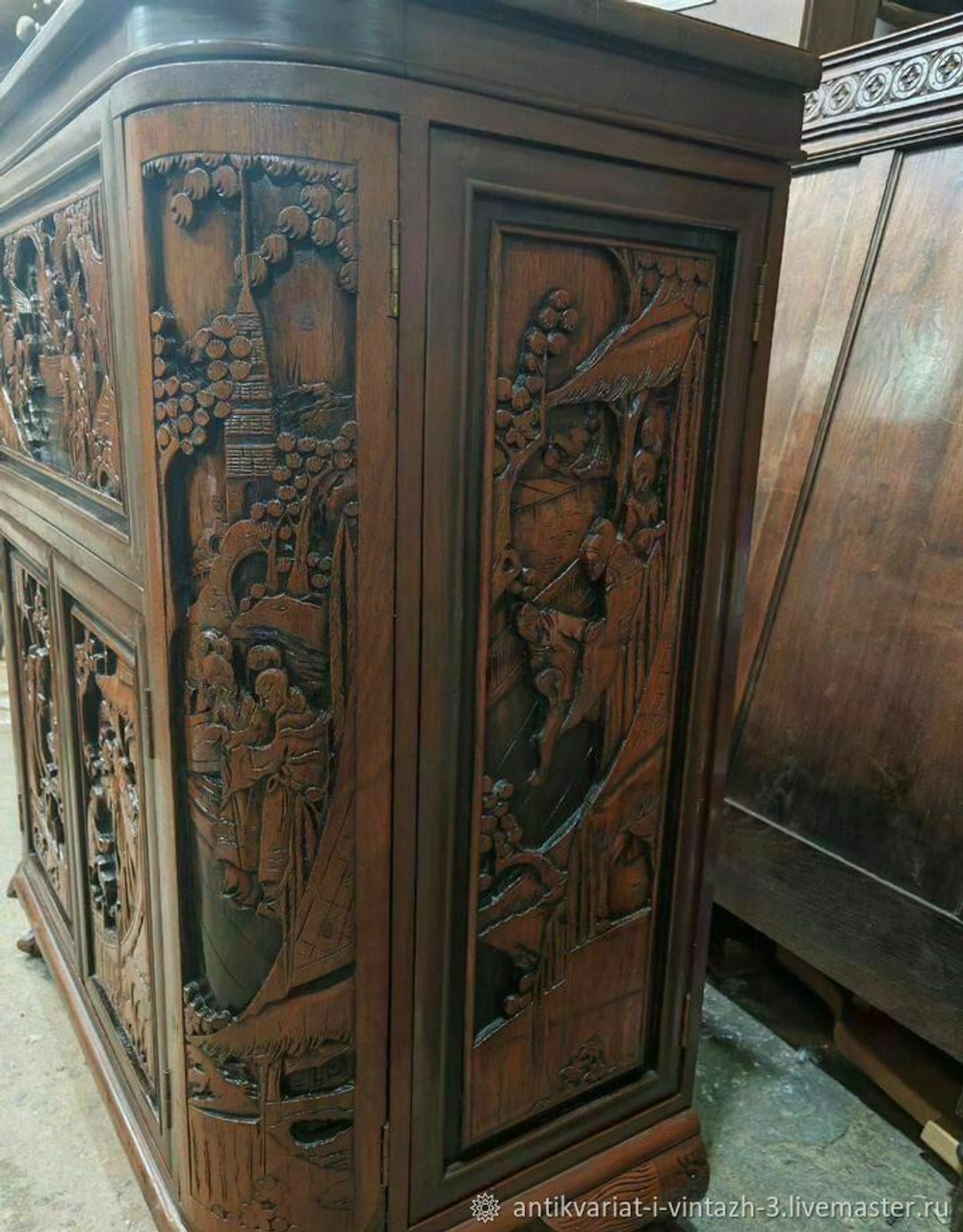 Старинный бар в китайском стиле