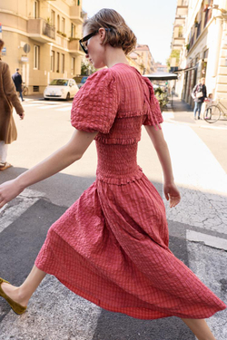 ZARA ПЛАТЬЕ МИДИ С ЖАТКОЙ, РОЗОВЫЙ