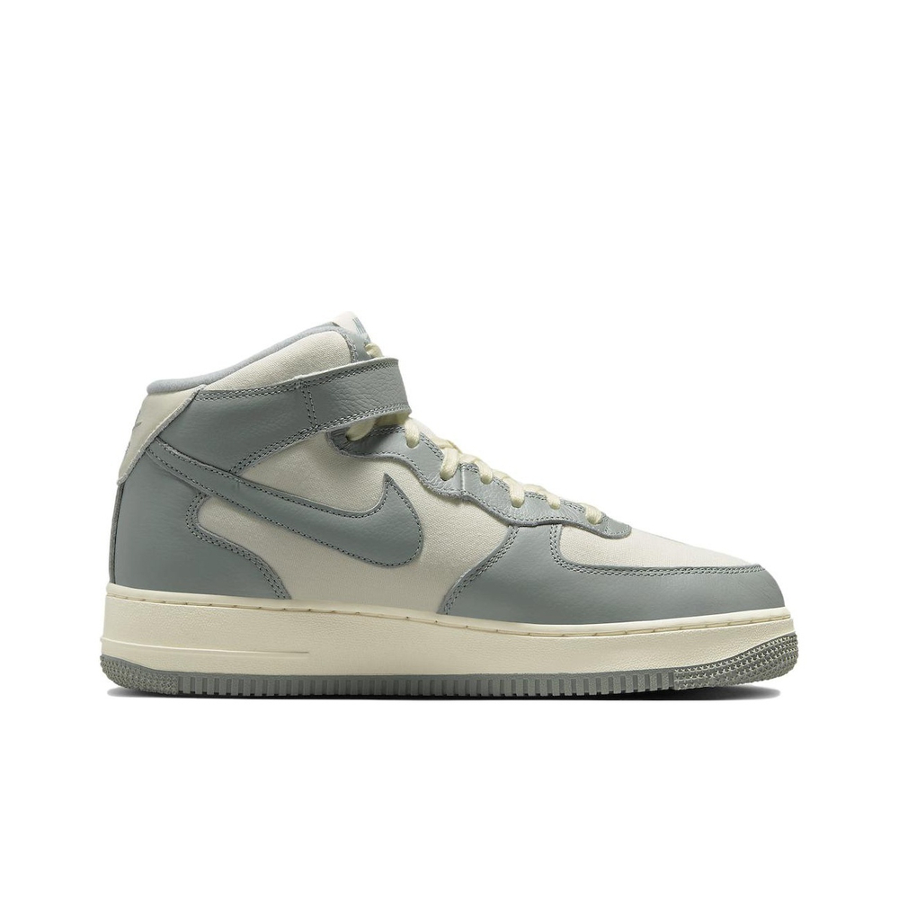 Кроссовки Nike Air Force 1 Mid Mica Green