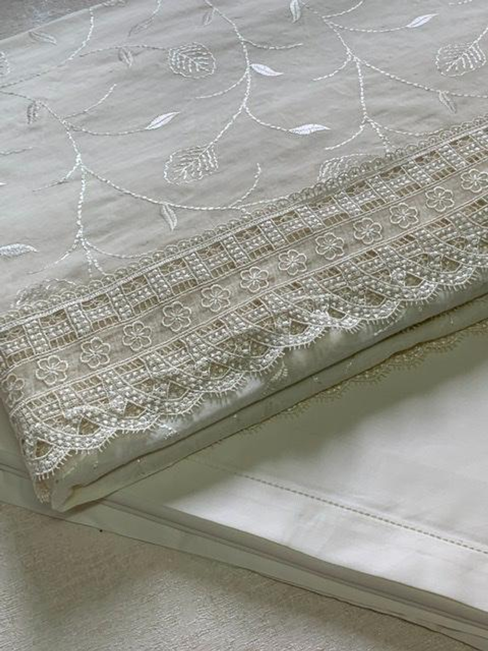 Набор скатертей 2шт 170х280 и 12 салфеток Gamba 1764 Panna шампань