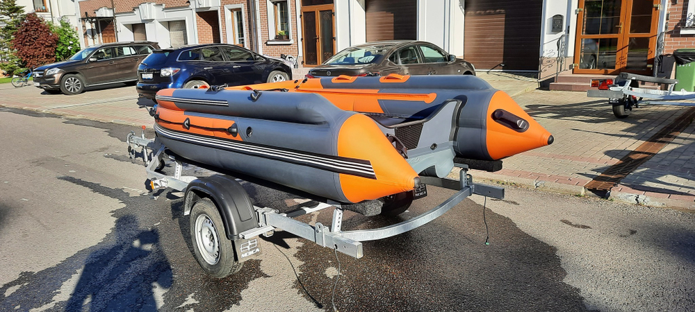 Лодка ПВХ Skat Triton 390 NDFi