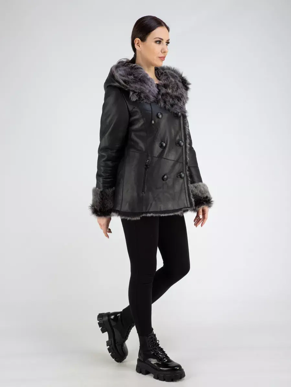 Дубленка натуральная зимняя с капюшоном Турция