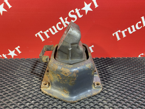 Подушка двигателя задняя